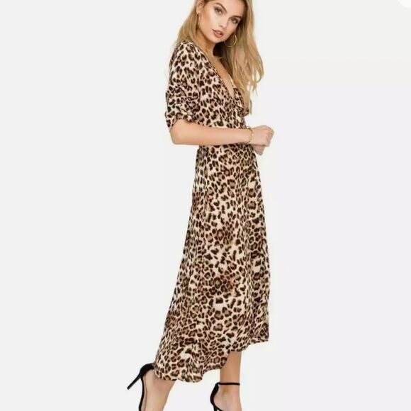 ASTR The Label Leopard Print Button Down Dress - Picture 2 of 8